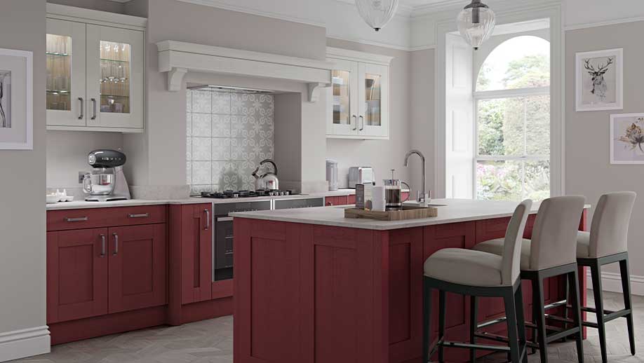 Read classic kitchen with island