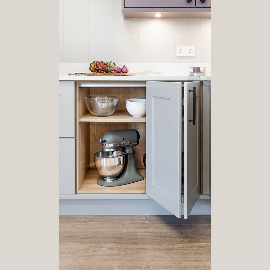 B-Fold Door Kitchen Cabinets