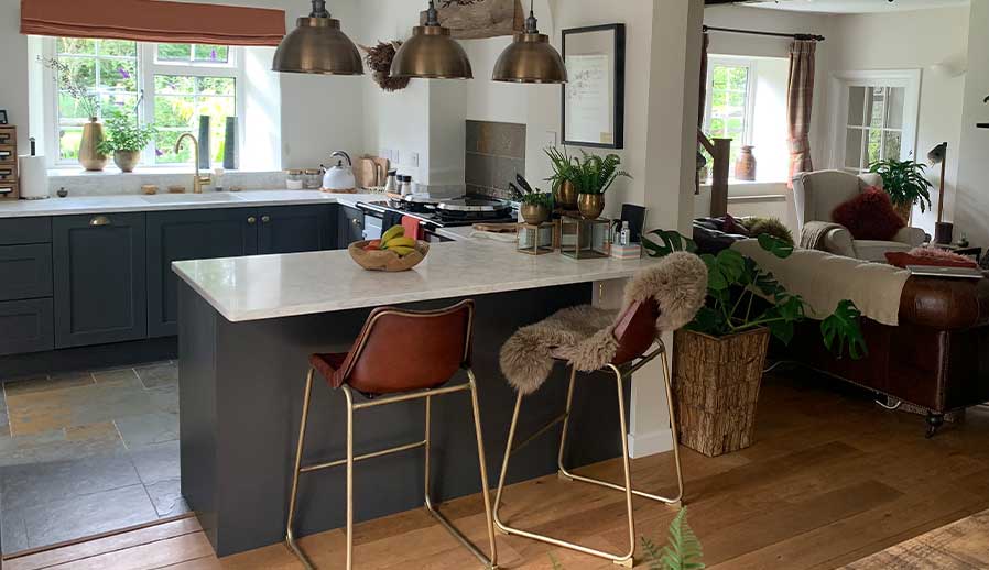 Shaker kitchen in a beautiful cottage in Abergavenny