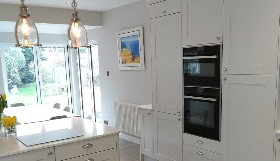 Grey shaker kitchen in Surrey