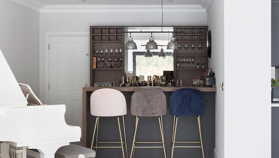 Kitchen bar with Tuscan Walnut shelving