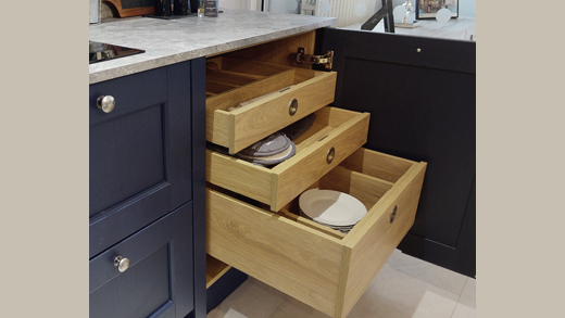 Small kitchen internal drawers