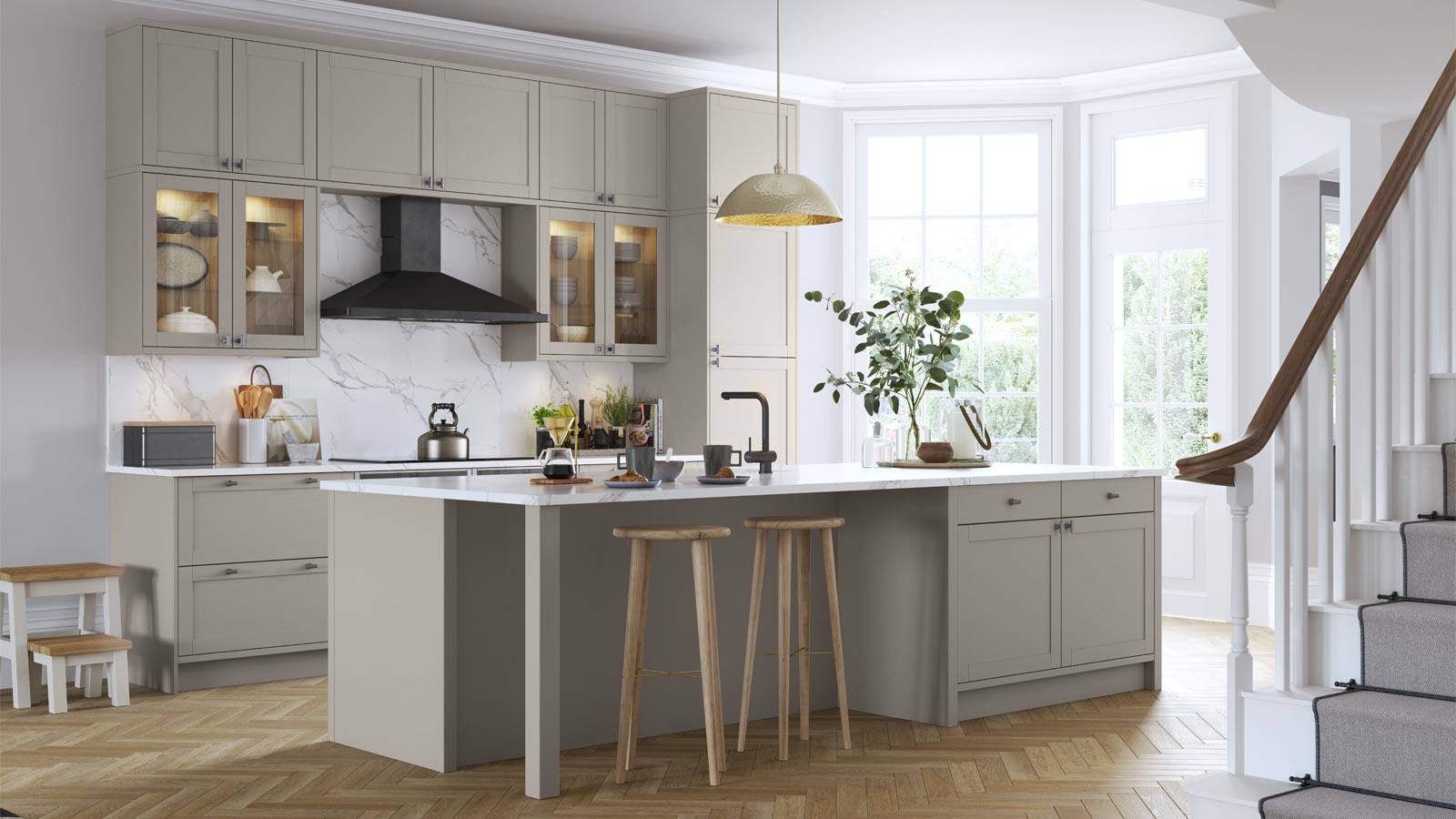 A cashmere Shaker kitchen with Slim shaker kitchen doors