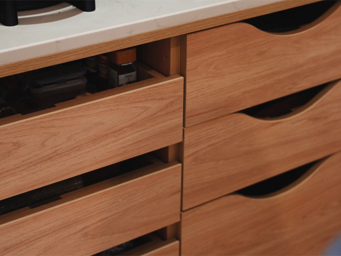 Internal pantry drawers – a perfect family kitchen idea