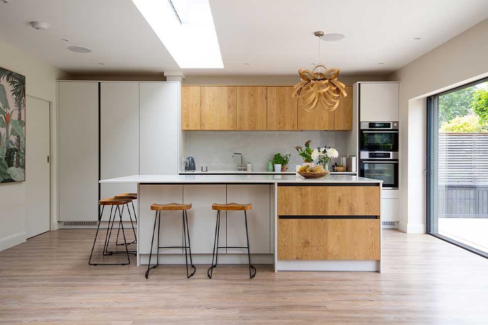 Modern Oak Kitchen 