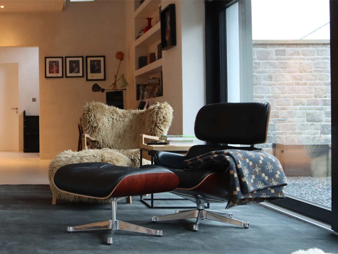 Mid-century modern décor, including a 1950s chair