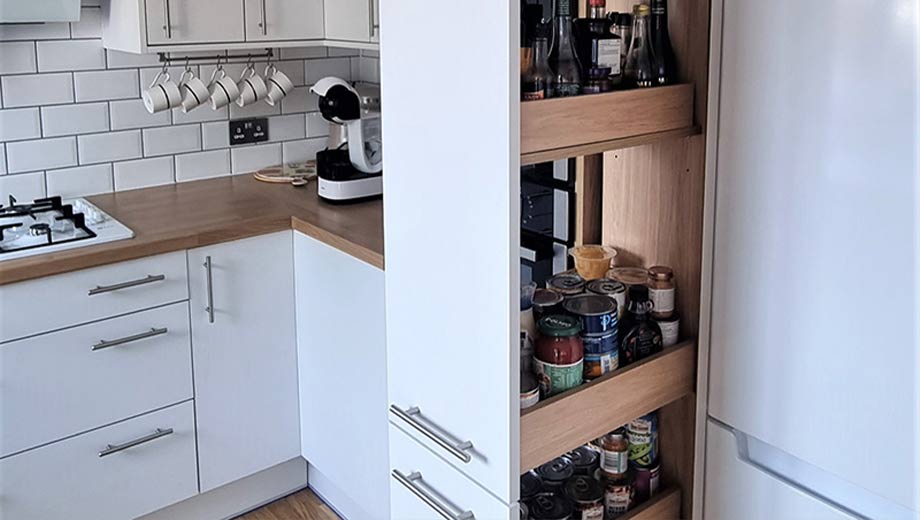 Small kitchen design with pull-out kitchen larder