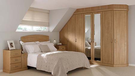 Traditional fitted wardrobes