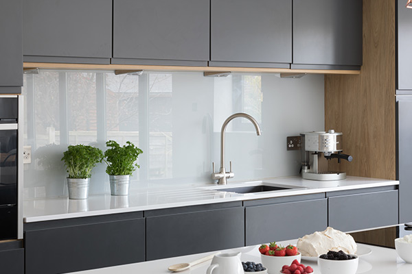 10% OFF Glass Splashbacks